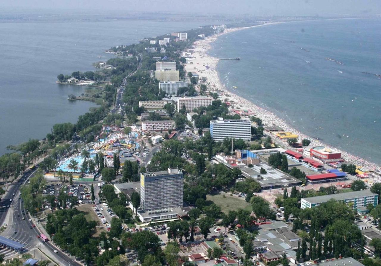 Coralia Luna Park Mamaia Exteriör bild